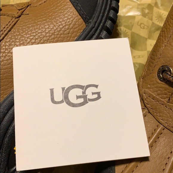 NWT UGG Winter Boots - Picture 7 of 7